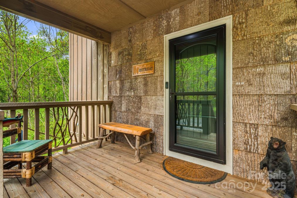 79 Slumber Ln Sylva, NC 28779