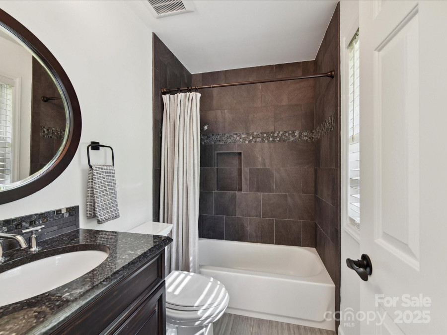 3519 Weddington Oaks Dr Matthews, NC 28104