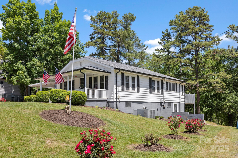8044 Eagle St Mount Pleasant, NC 28124