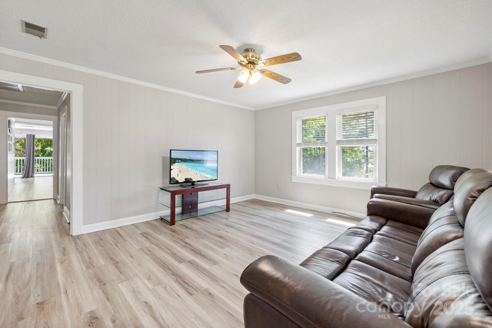 8044 Eagle St Mount Pleasant, NC 28124