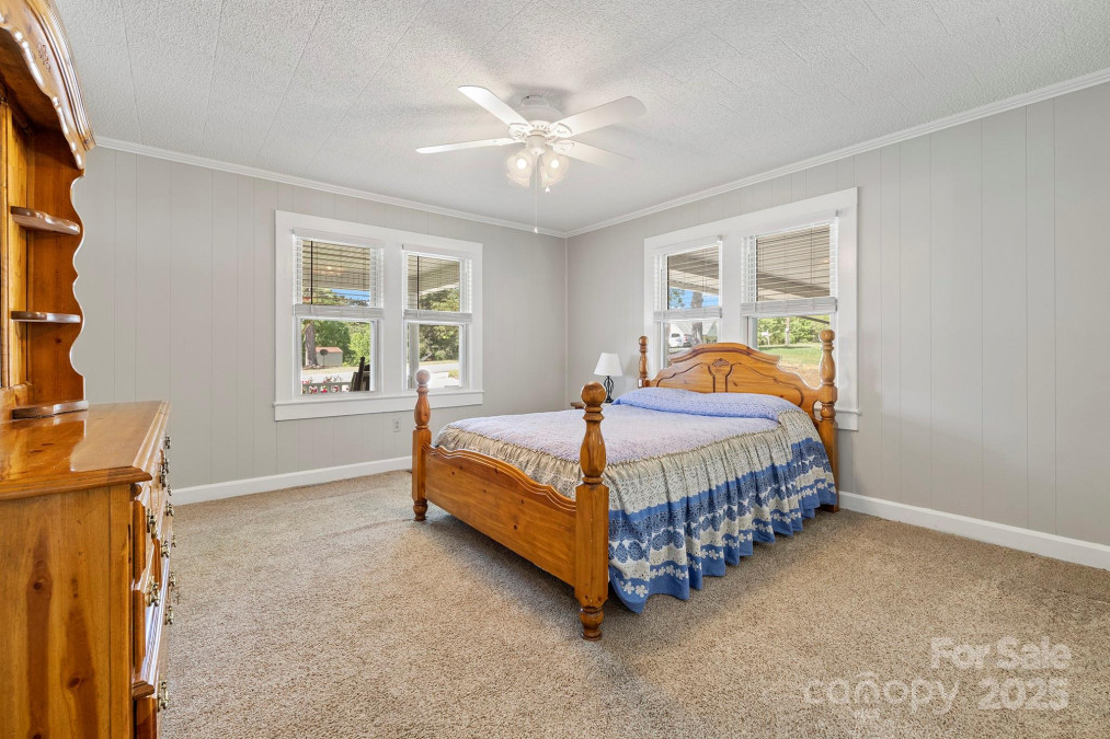 8044 Eagle St Mount Pleasant, NC 28124
