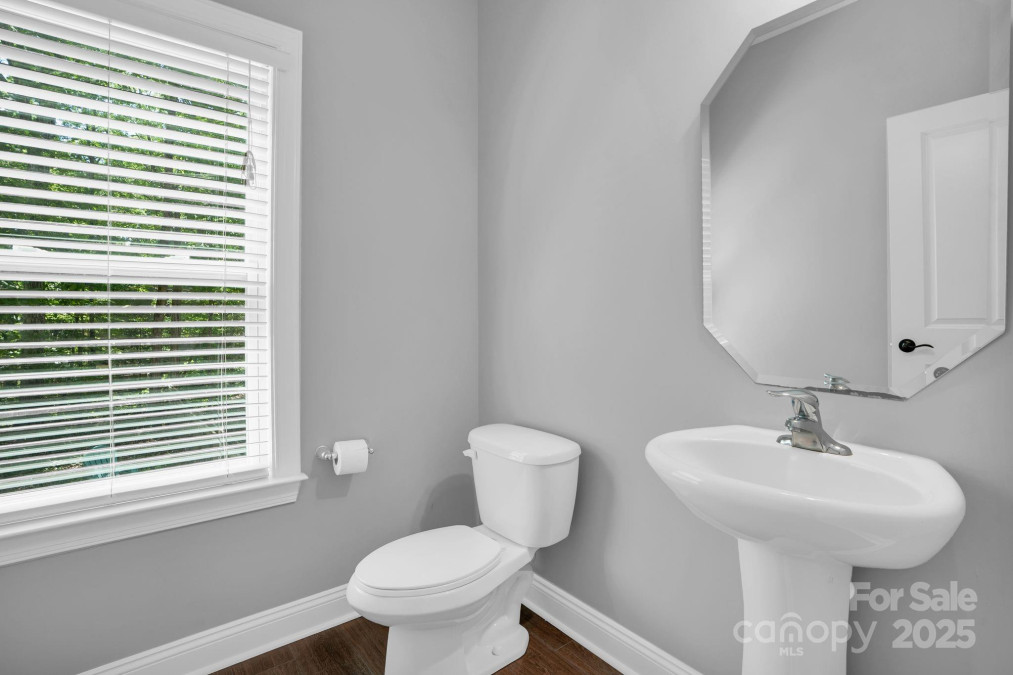 2417 Labelle Dr Waxhaw, NC 28173