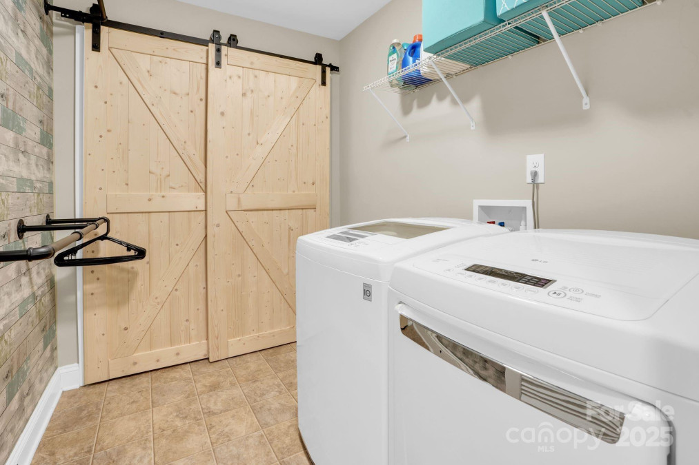 2417 Labelle Dr Waxhaw, NC 28173