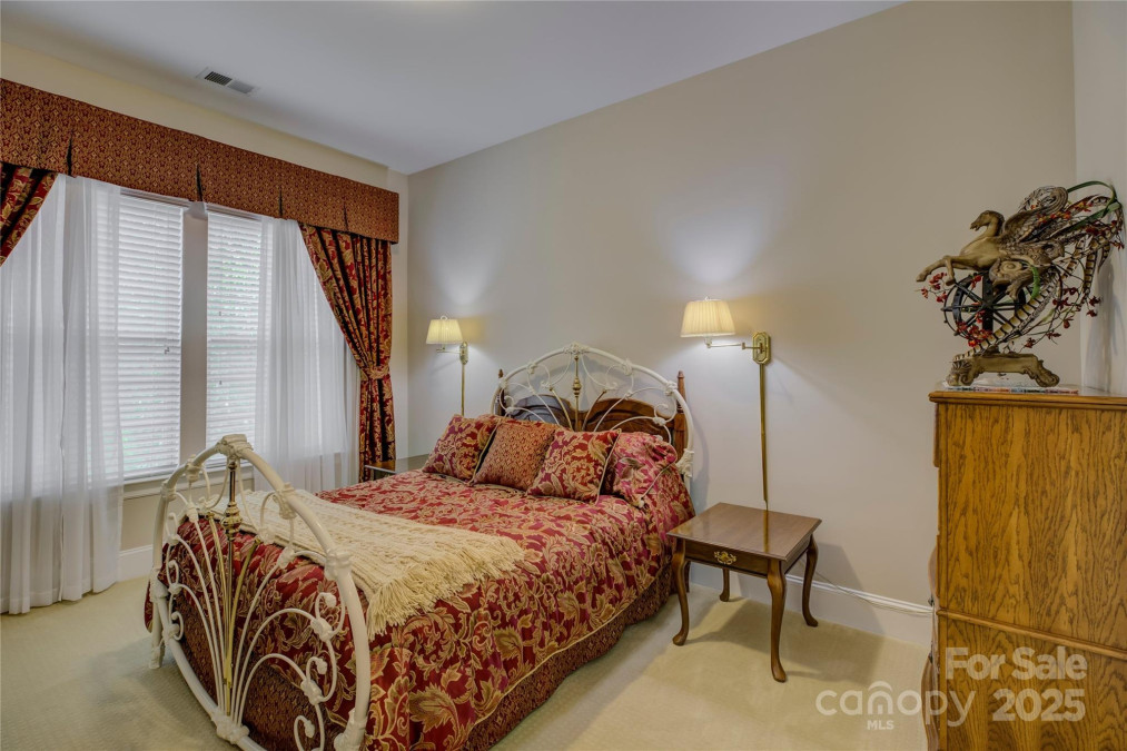 16519 Flintrock Falls Ln Charlotte, NC 28278