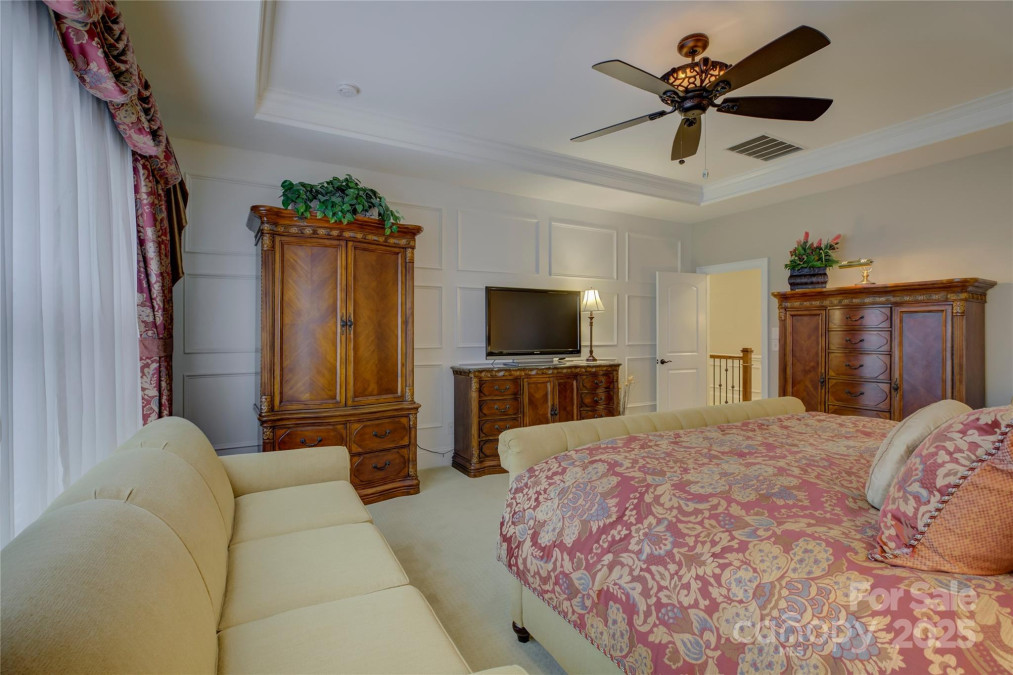 16519 Flintrock Falls Ln Charlotte, NC 28278