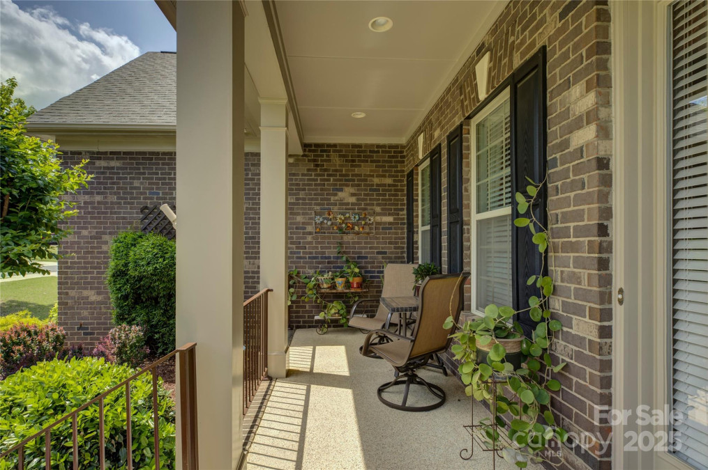 16519 Flintrock Falls Ln Charlotte, NC 28278