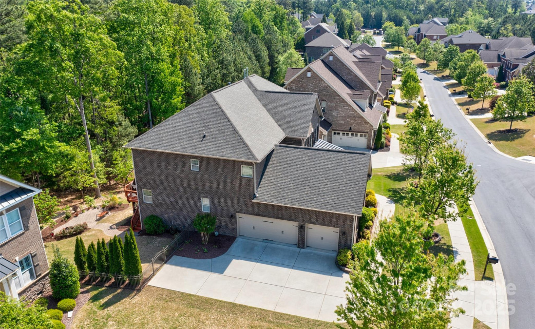 16519 Flintrock Falls Ln Charlotte, NC 28278