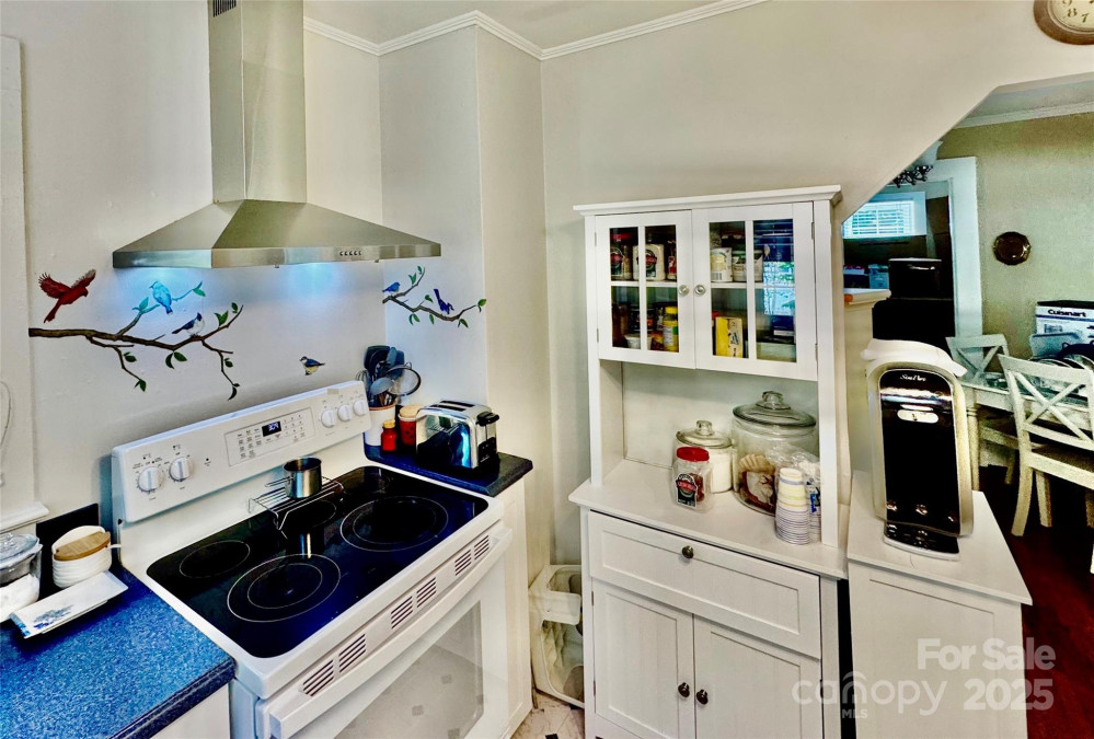 341 Eastover Cir Lenoir, NC 28645