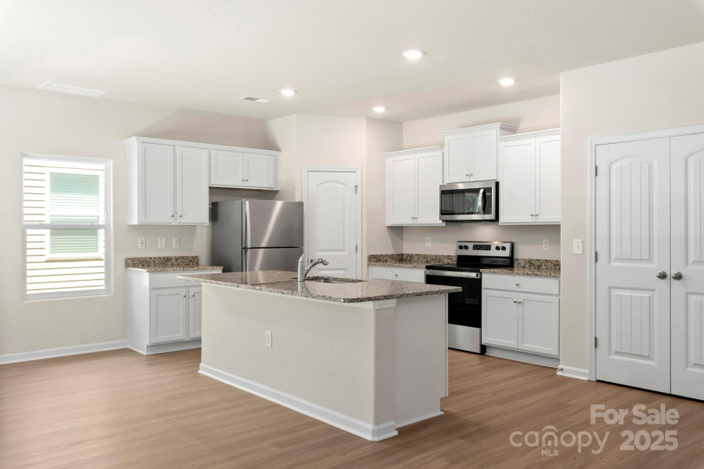 3340 Burberry Dr Gastonia, NC 28052