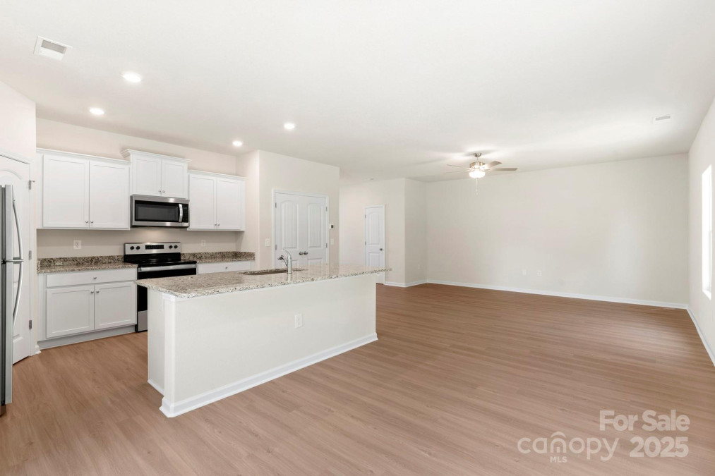 3340 Burberry Dr Gastonia, NC 28052
