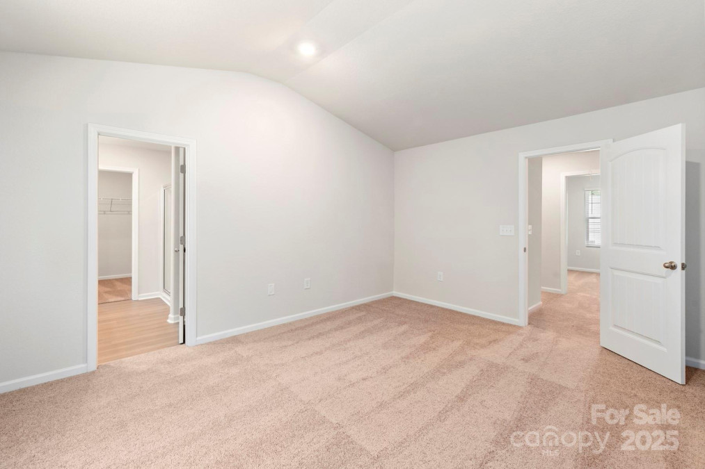 3340 Burberry Dr Gastonia, NC 28052