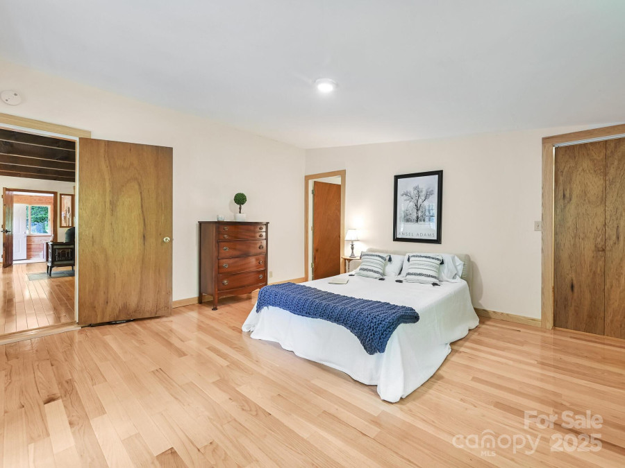 212 Rosy Branch Farm Rd Black Mountain, NC 28711