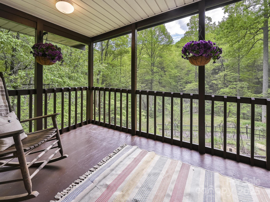 212 Rosy Branch Farm Rd Black Mountain, NC 28711