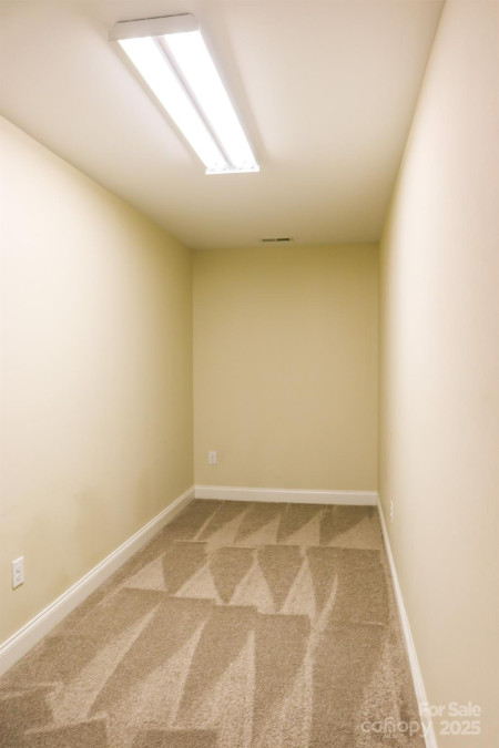 1215 39th Ave Hickory, NC 28601