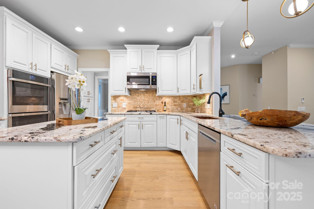 2710 Providence Spring Ln Charlotte, NC 28270