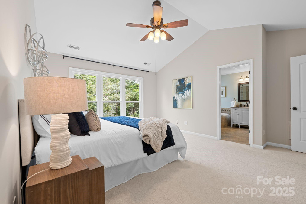 2710 Providence Spring Ln Charlotte, NC 28270