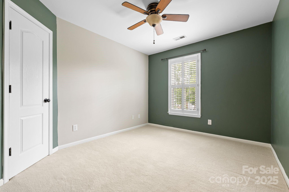 2710 Providence Spring Ln Charlotte, NC 28270