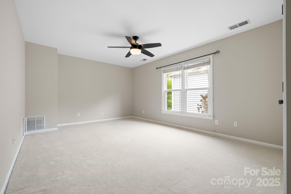 2710 Providence Spring Ln Charlotte, NC 28270