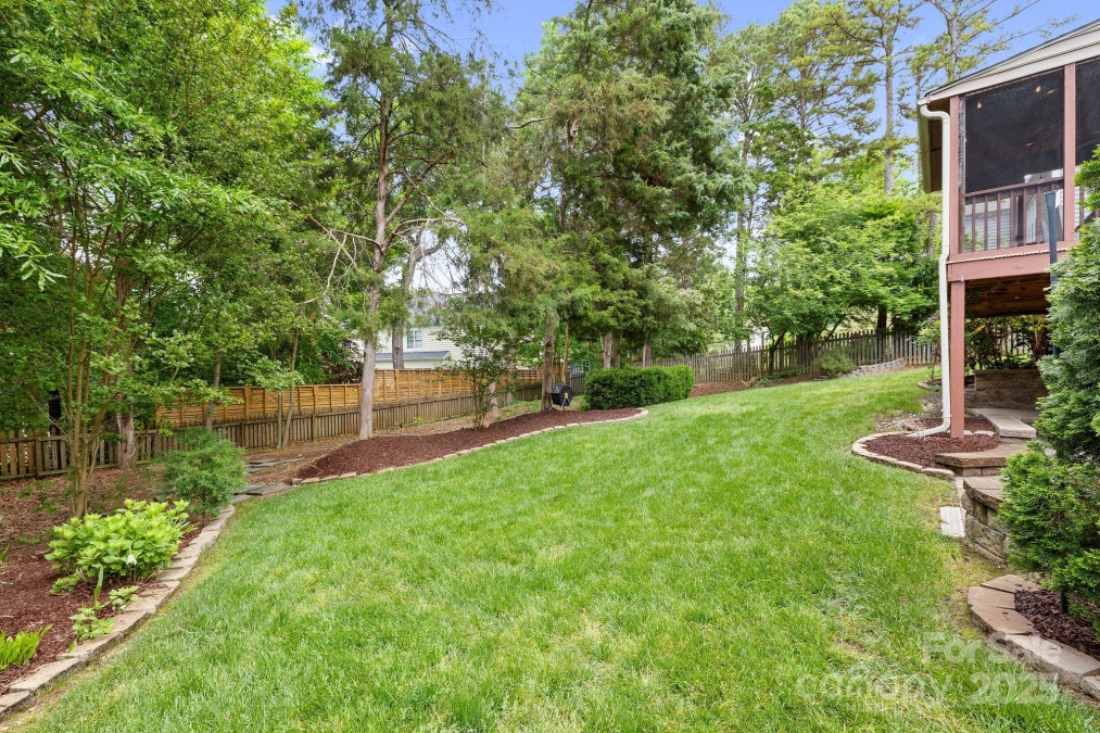 2710 Providence Spring Ln Charlotte, NC 28270