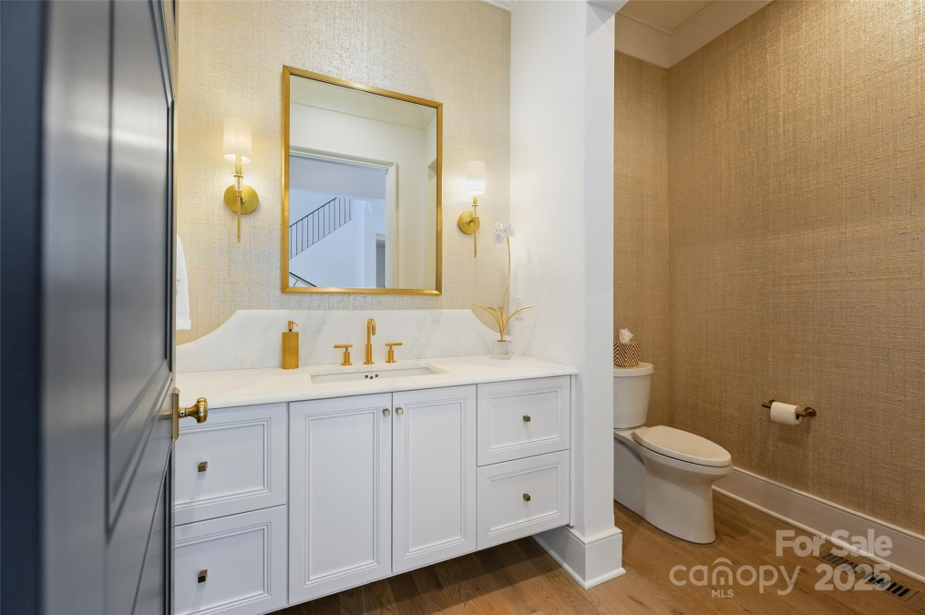 1118 Jefferson Dr Charlotte, NC 28270