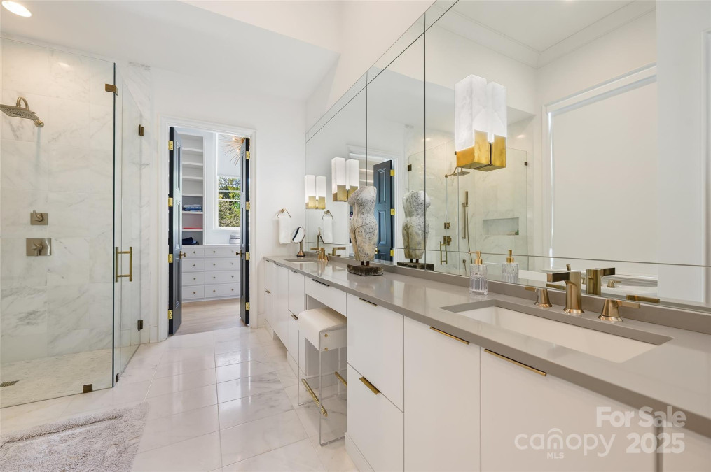 1118 Jefferson Dr Charlotte, NC 28270