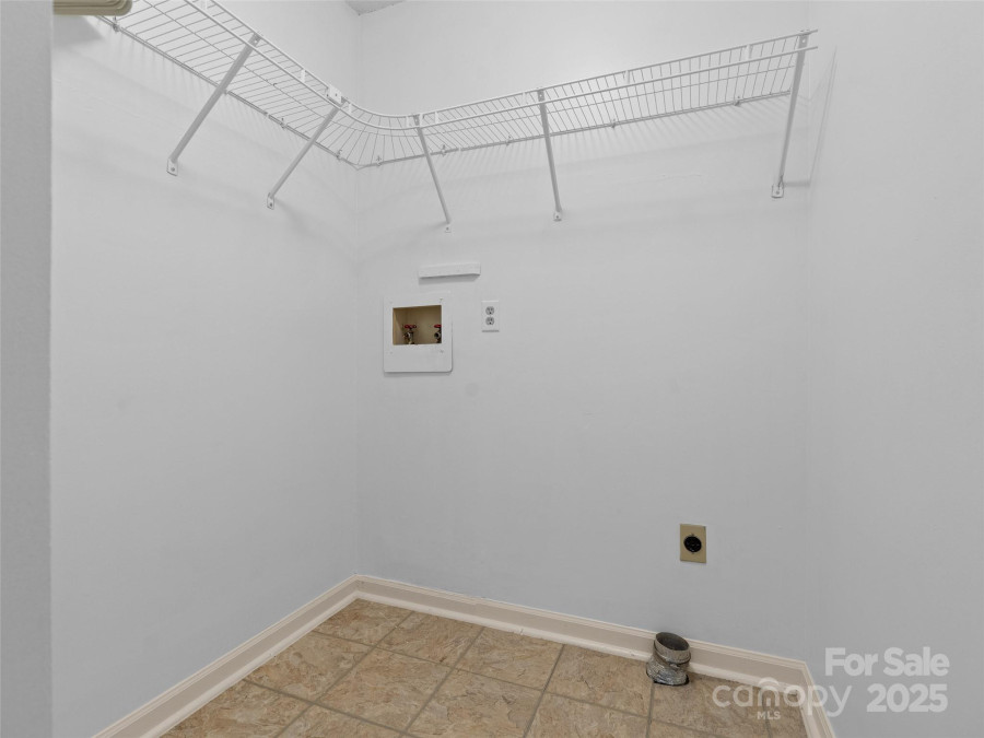 802 Parkway Vista Dr Asheville, NC 28805