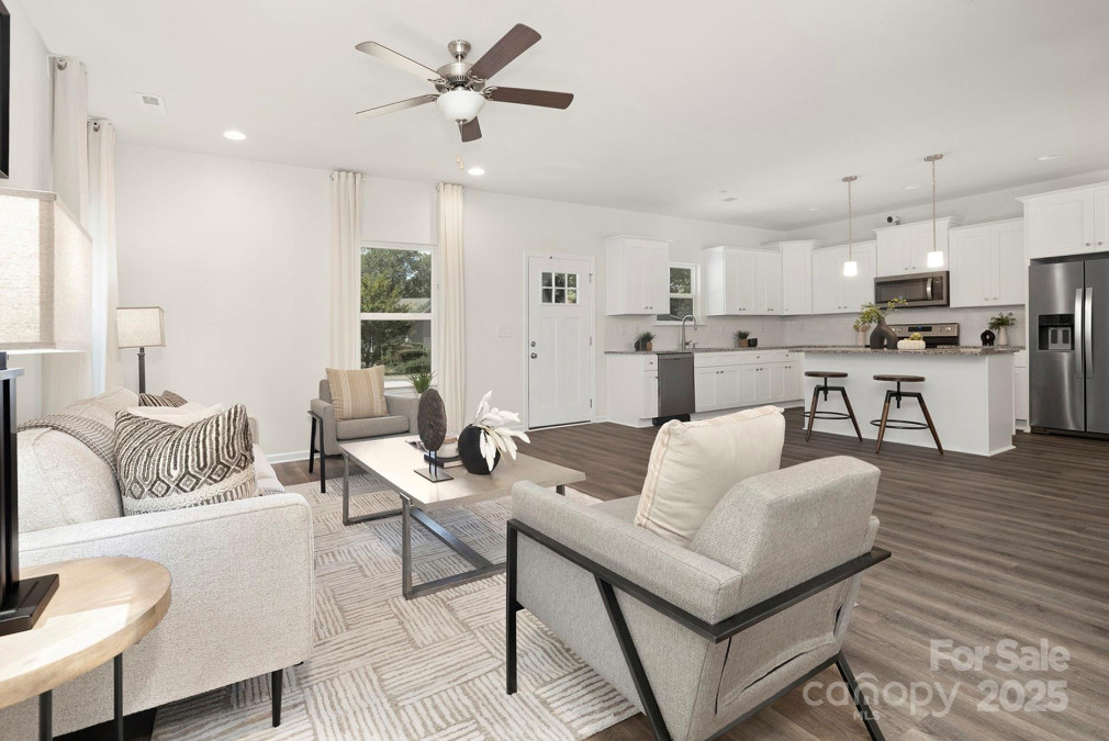 1841 Bear St Charlotte, NC 28213