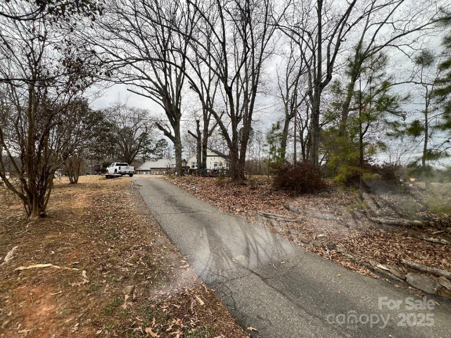 14131 Lucia Riverbend Hw Mount Holly, NC 28120