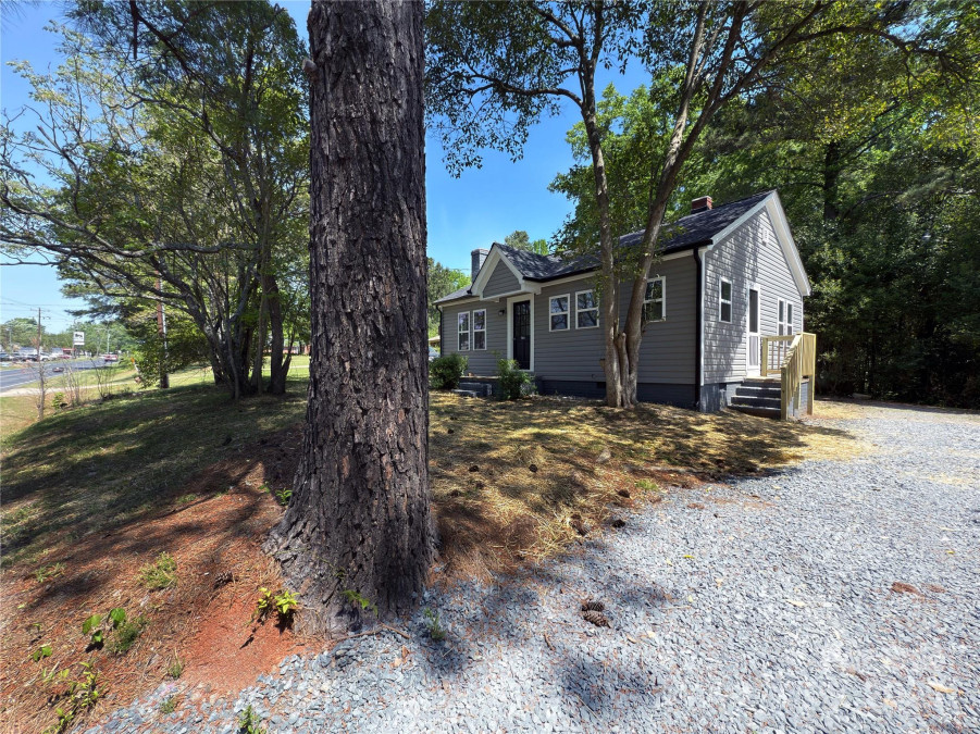 589 Fork Rd Norwood, NC 28128