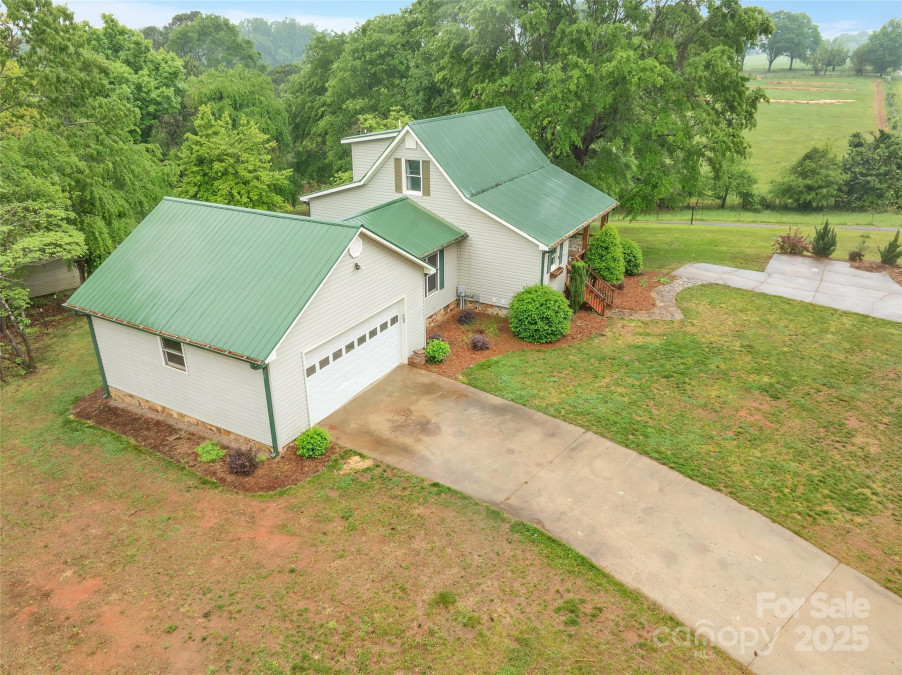 450 Lemmons Rd Mooresboro, NC 28114