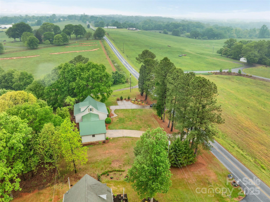 450 Lemmons Rd Mooresboro, NC 28114