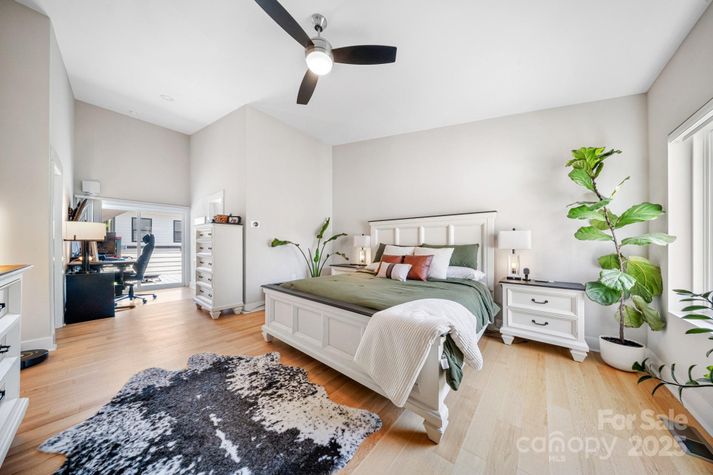 1115 Greenleaf Ave Charlotte, NC 28202