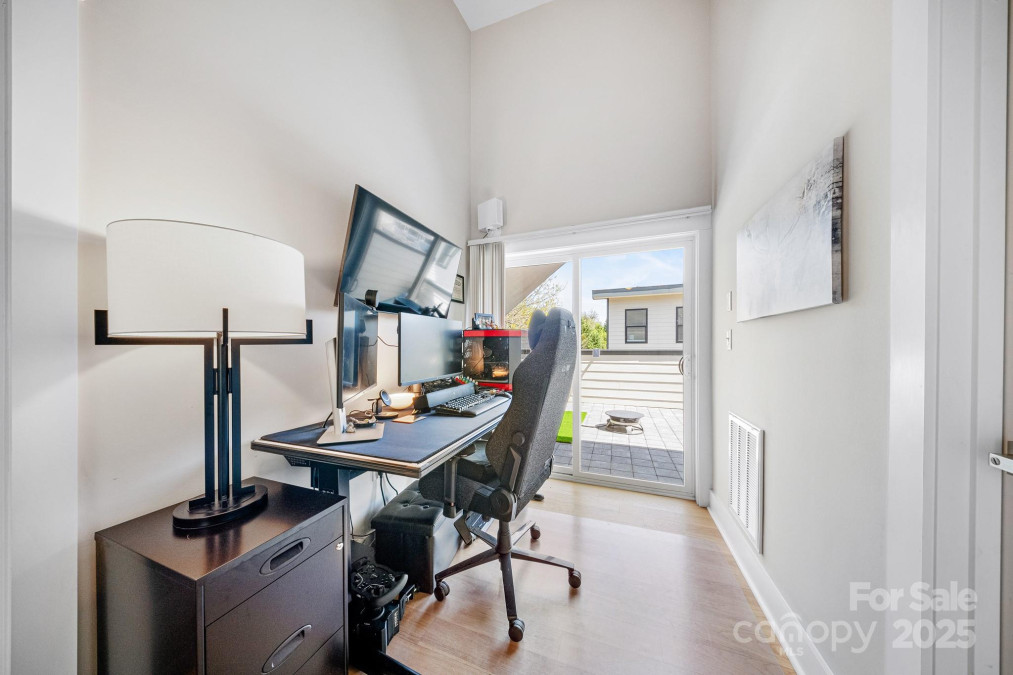 1115 Greenleaf Ave Charlotte, NC 28202