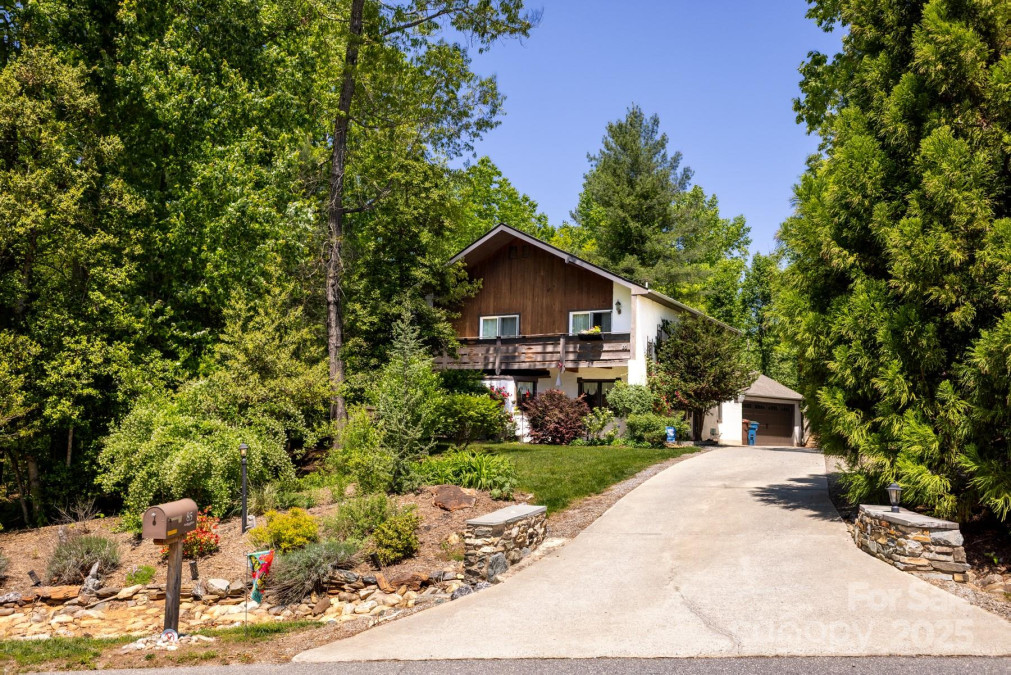 85 Riley Dr Taylorsville, NC 28681