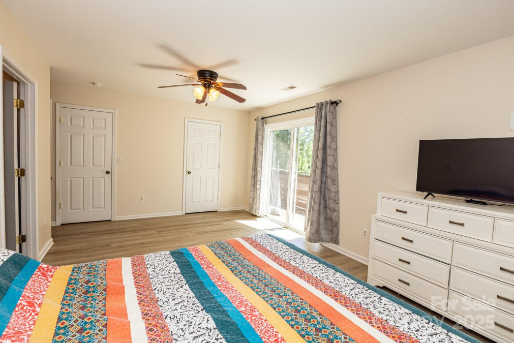 85 Riley Dr Taylorsville, NC 28681