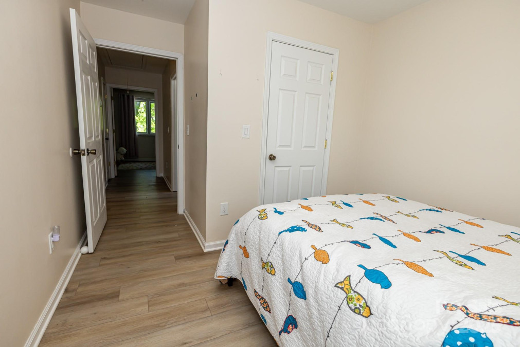 85 Riley Dr Taylorsville, NC 28681