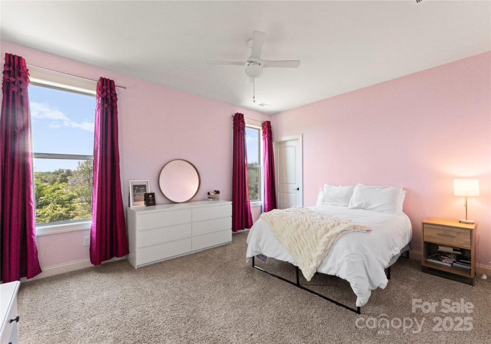 733 Lingfield Ln Waxhaw, NC 28173