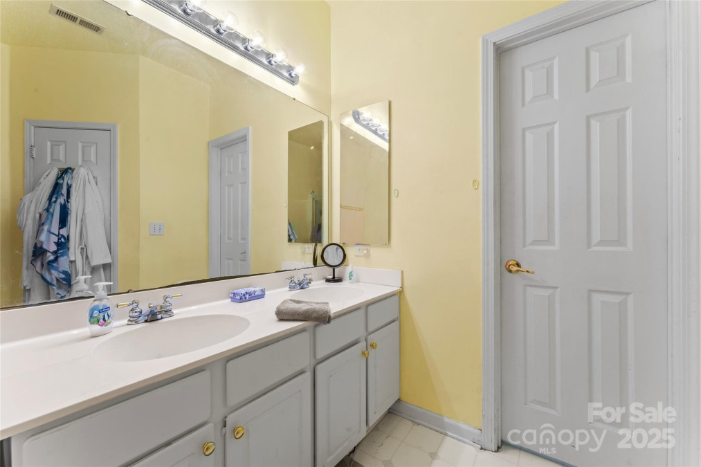 11913 Little Stoney Ct Charlotte, NC 28269