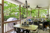 26 Victoria Park Dr Hendersonville, NC 28792