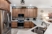 26 Victoria Park Dr Hendersonville, NC 28792