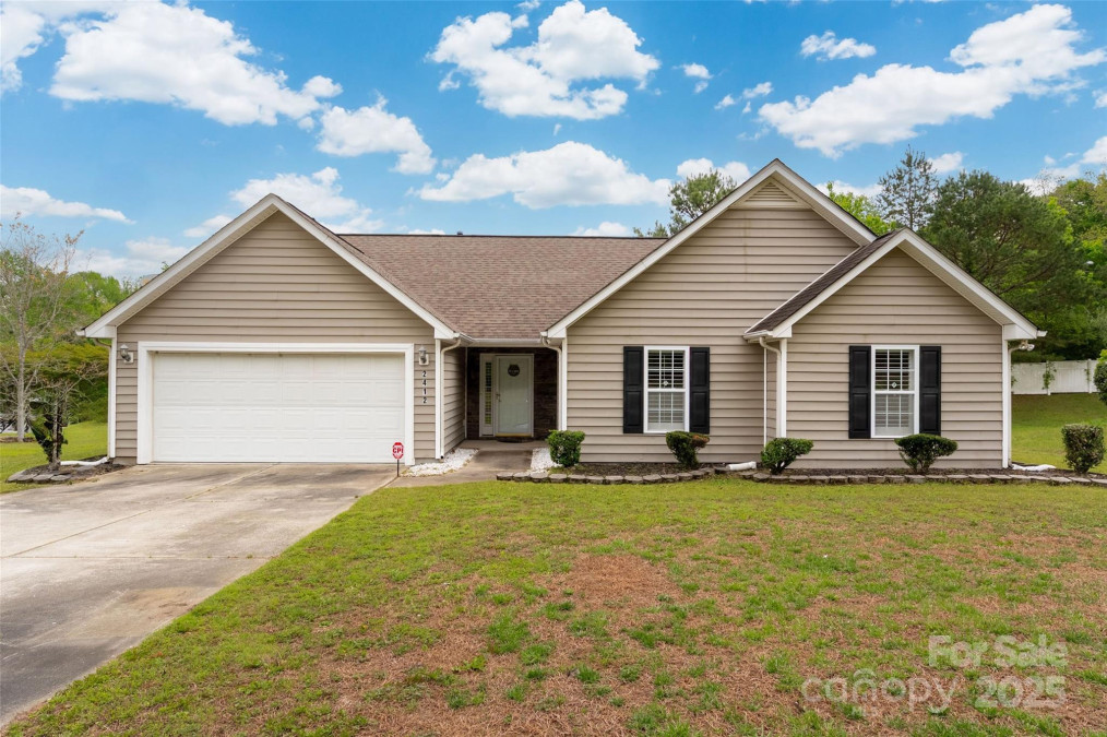 2412 Laura Dr Charlotte, NC 28212