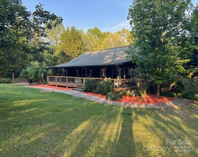 926 Cross Creek Dr Rutherfordton, NC 28139