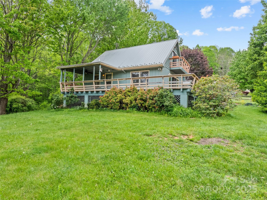 115 Dahlia Ln Waynesville, NC 28785