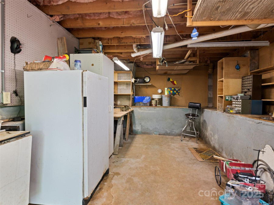 115 Dahlia Ln Waynesville, NC 28785