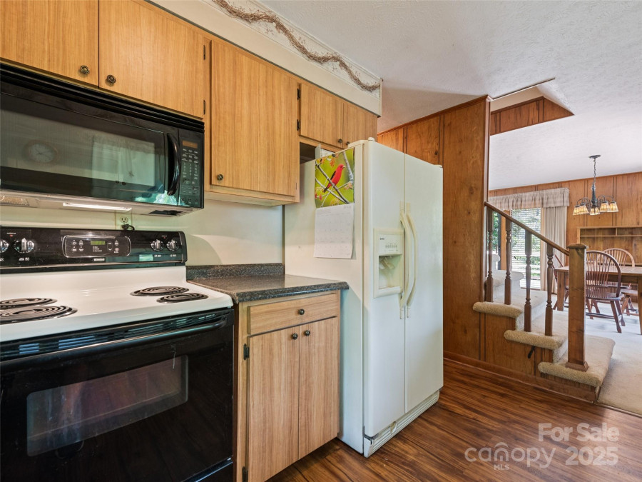 115 Dahlia Ln Waynesville, NC 28785