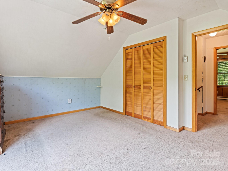 115 Dahlia Ln Waynesville, NC 28785