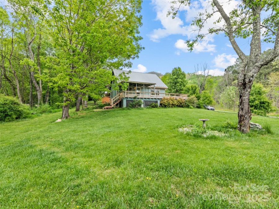 115 Dahlia Ln Waynesville, NC 28785