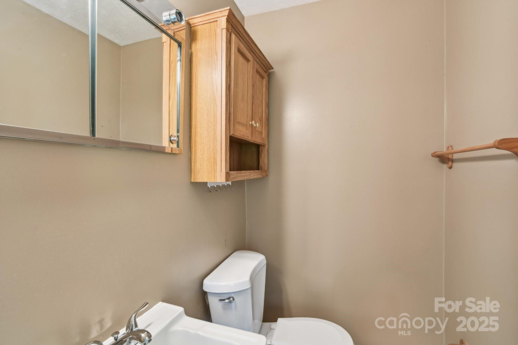 19 Clement Pl Asheville, NC 28805