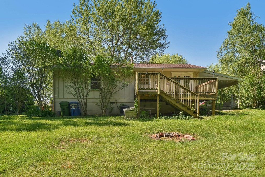 19 Clement Pl Asheville, NC 28805
