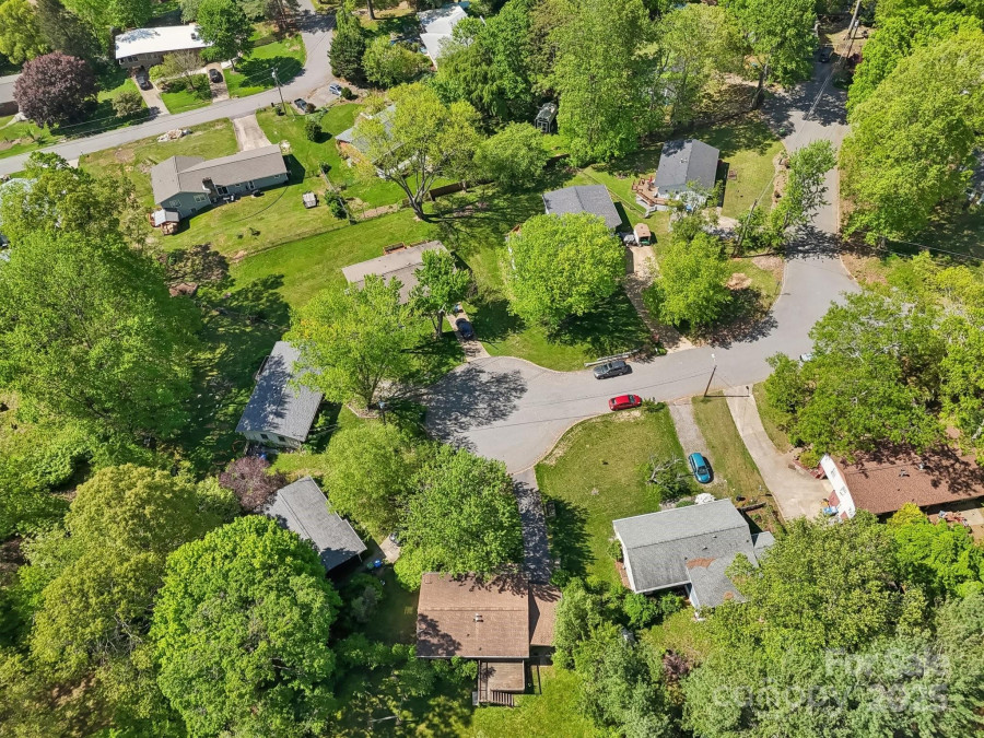 19 Clement Pl Asheville, NC 28805